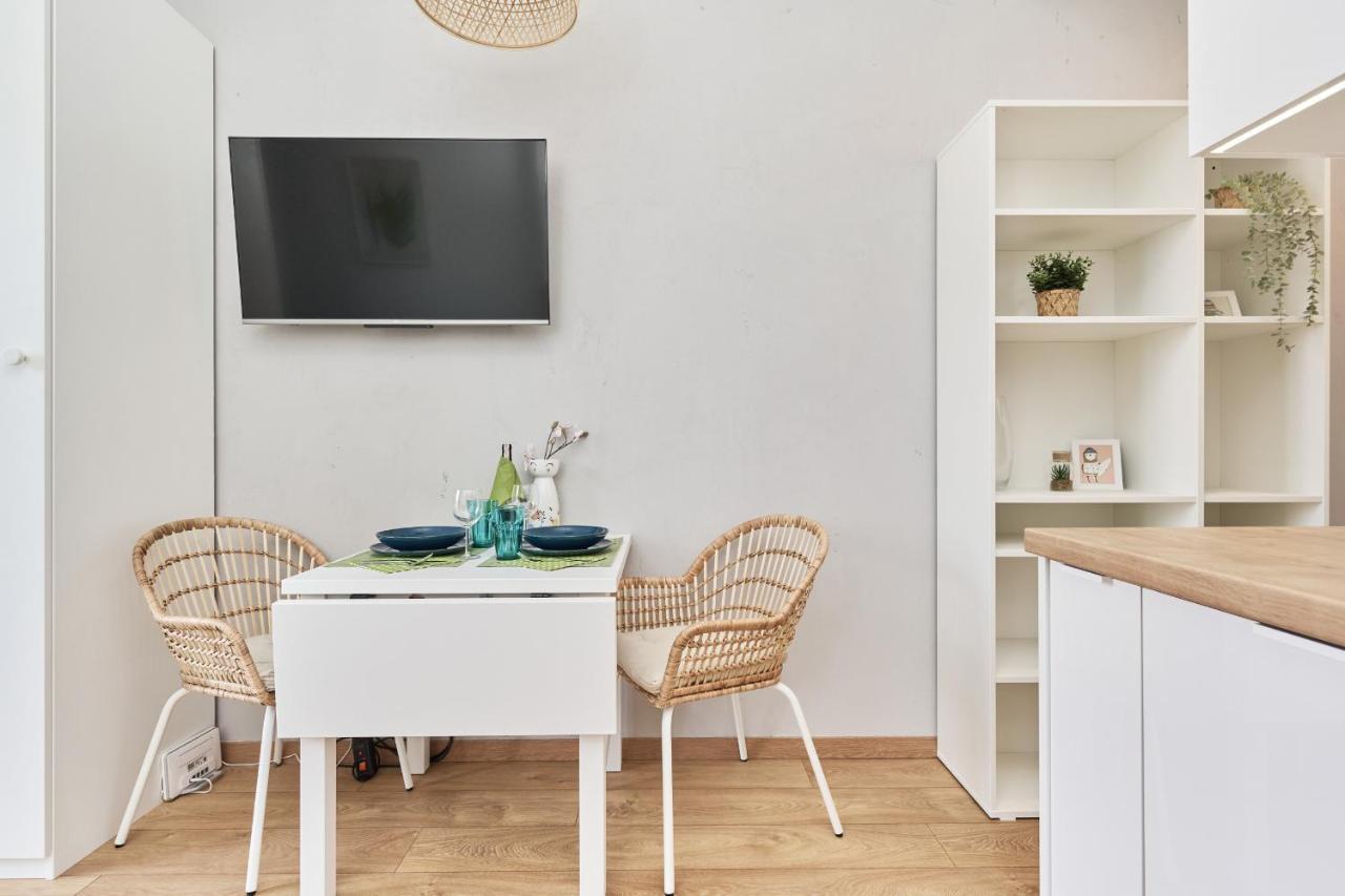 Apartment By The Oder River Wroclaw By Noclegi Renters Exterior foto